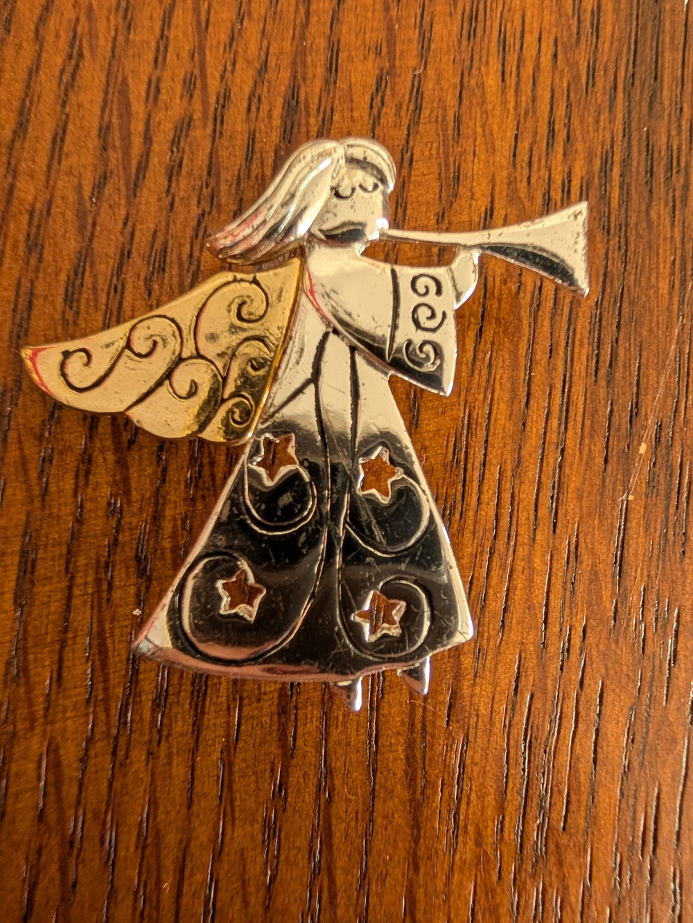Silver and Gold Angel Brooch - Decorative Women’s Vintage Two Tone Angel Trumpet